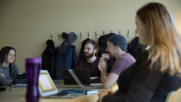 Bild på studenter