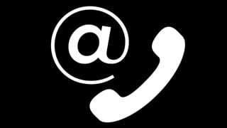 At-symbol och telefonsymbol för att illustrera kontakt.