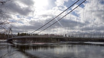 Lundabron över Umeälven.