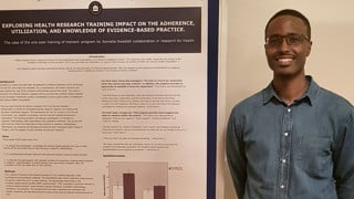 Mohammed Hassan Ali prova på forskning parallellt med sina studier
