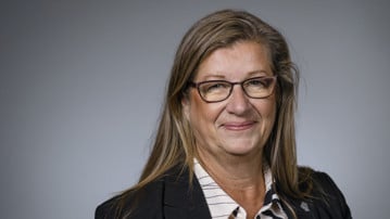 Porträtt på Katrine Riklund, prorektor vid Umeå universitet.