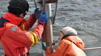 sedimentprovtagning på båt