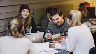 Bild på studenter